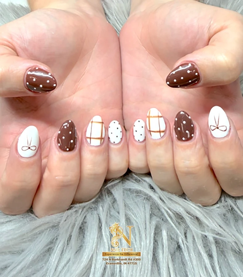 Nail Tech